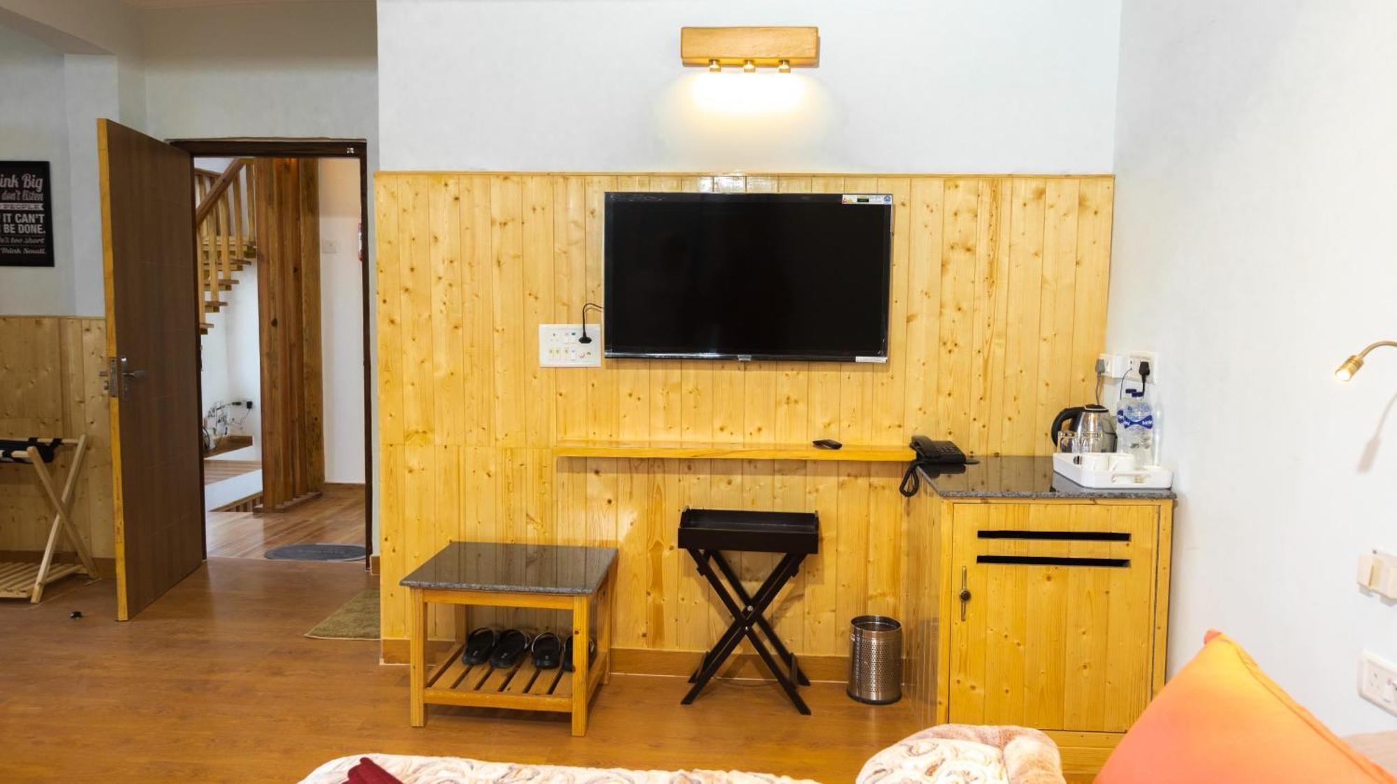 Nandini Cottage, A Premium Boutique Homestay Ranikhet Exterior photo